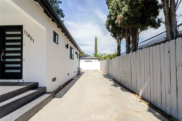 Building Photo - 11451 Calvert St