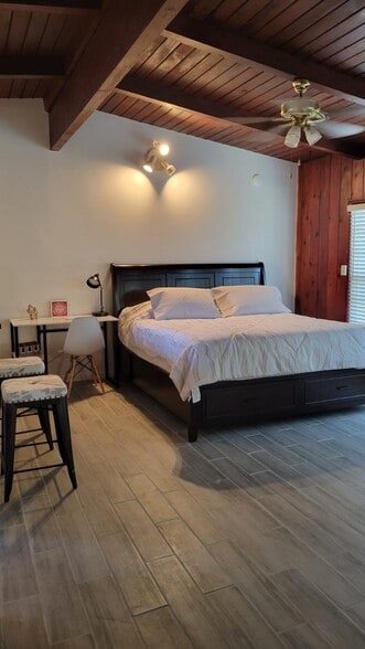 Building Photo - 1430 Manhattan Beach Blvd