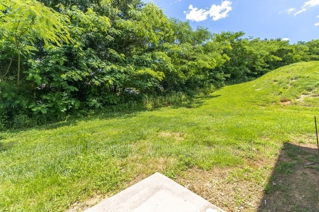 Building Photo - 920 Warrior Hill Dr