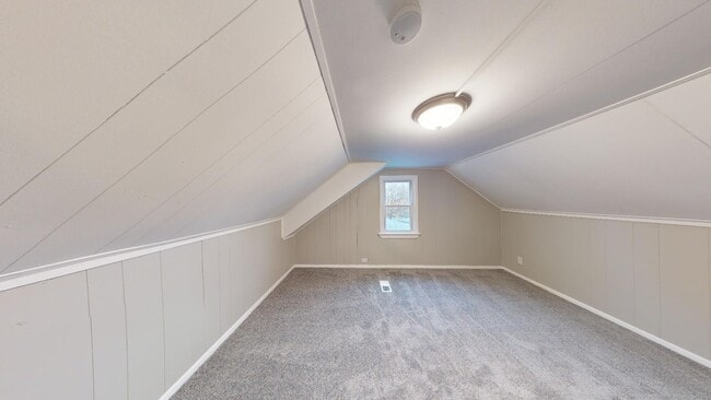 Building Photo - Jefferson Area - 3 Bedroom Single Family Home (between Lorain and Triskett)