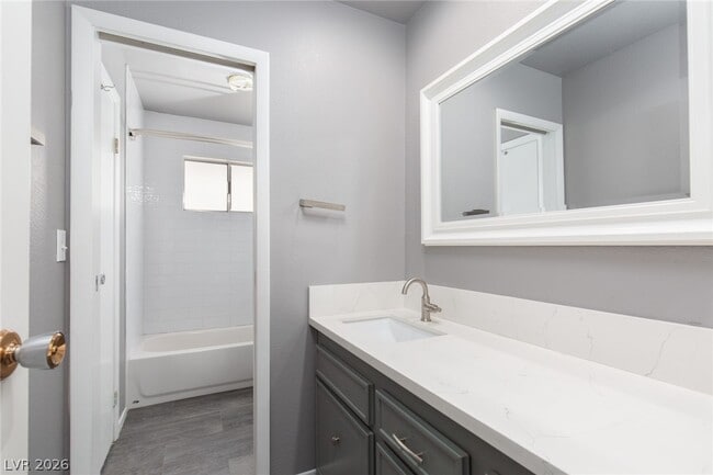 Building Photo - 3109 Downing Pl