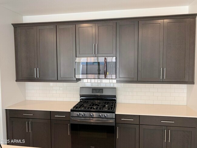 Building Photo - 5606 S Caisson Way