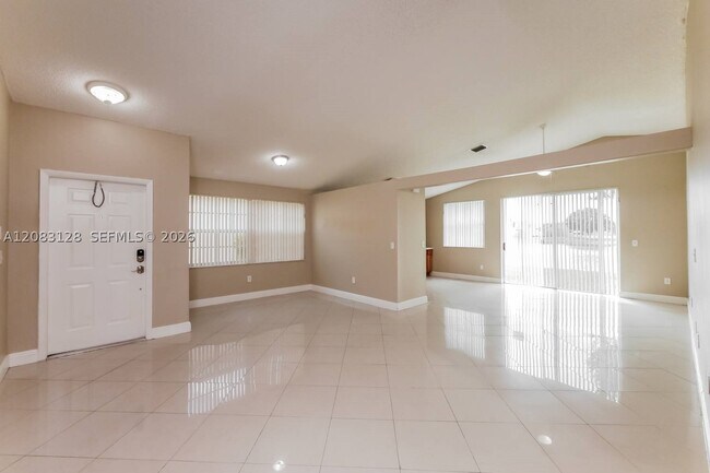 Building Photo - 1544 NW 158th Ave