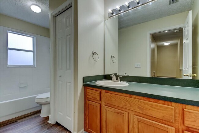 Building Photo - 6101 Lanshire Dr