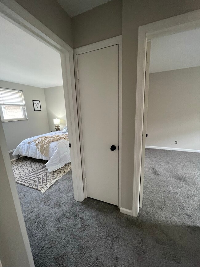 Building Photo - 1770 North Star Rd