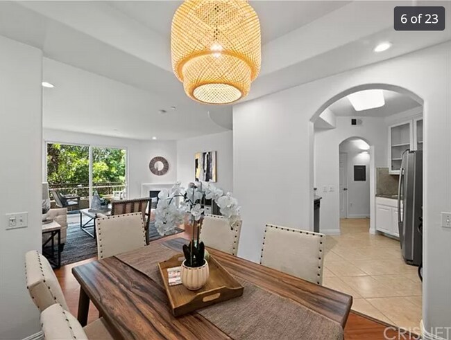 Building Photo - 5703 Laurel Canyon Blvd