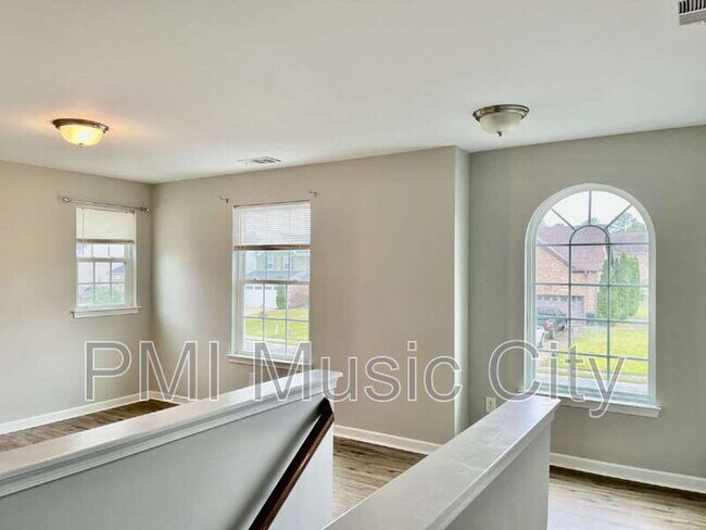 Building Photo - 2703 Candlewick Ct