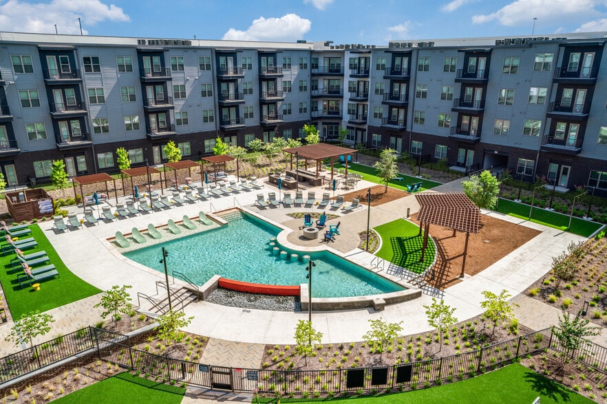 Primary Photo - Jefferson Park House