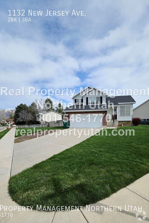 Building Photo - 1132 150 W