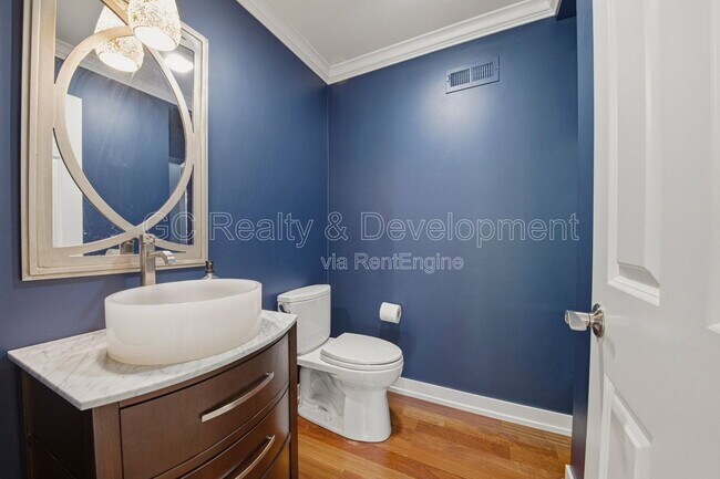 Building Photo - 276 S Kenilworth Ave