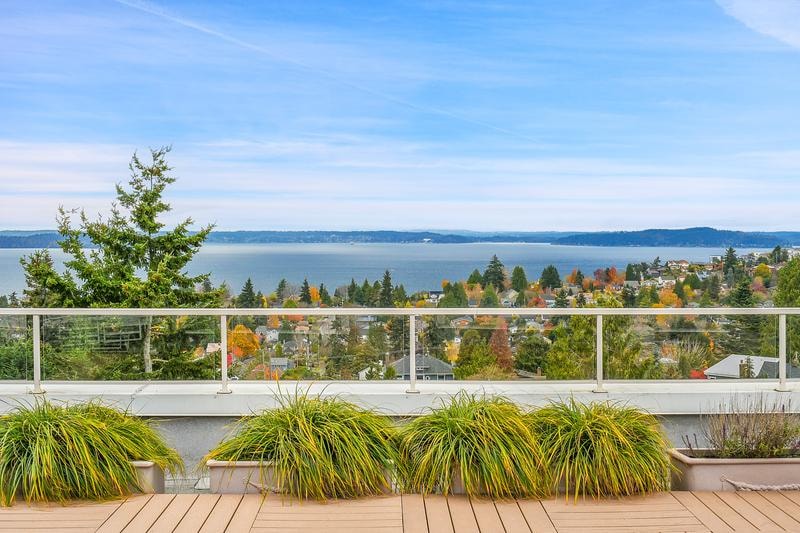 Building Photo - 4847 California Ave SW