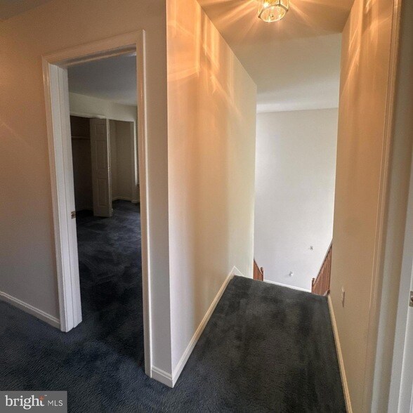 Building Photo - 4282 Wimbledon Dr