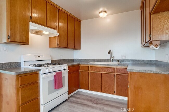 Building Photo - 1453 Silvius Ave