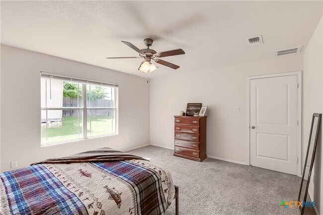 Building Photo - 5102 Screaming Eagle Cir