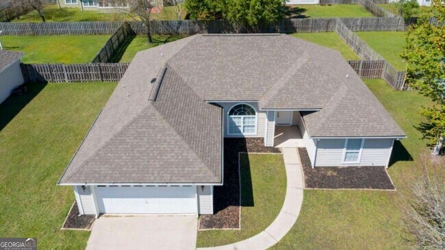 Building Photo - 105 Juliana Pl