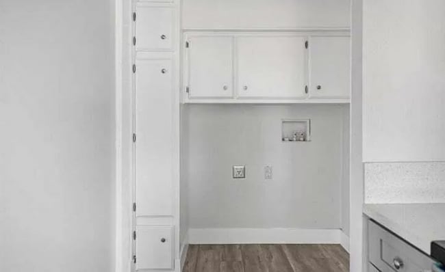 Building Photo - Newly Remodeled 2 Bed 2 Bath Home!