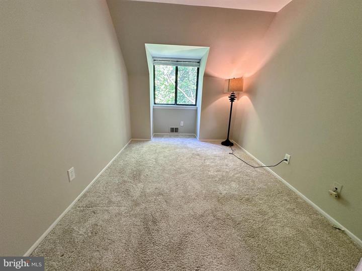 Building Photo - 1526 Scandia Cir