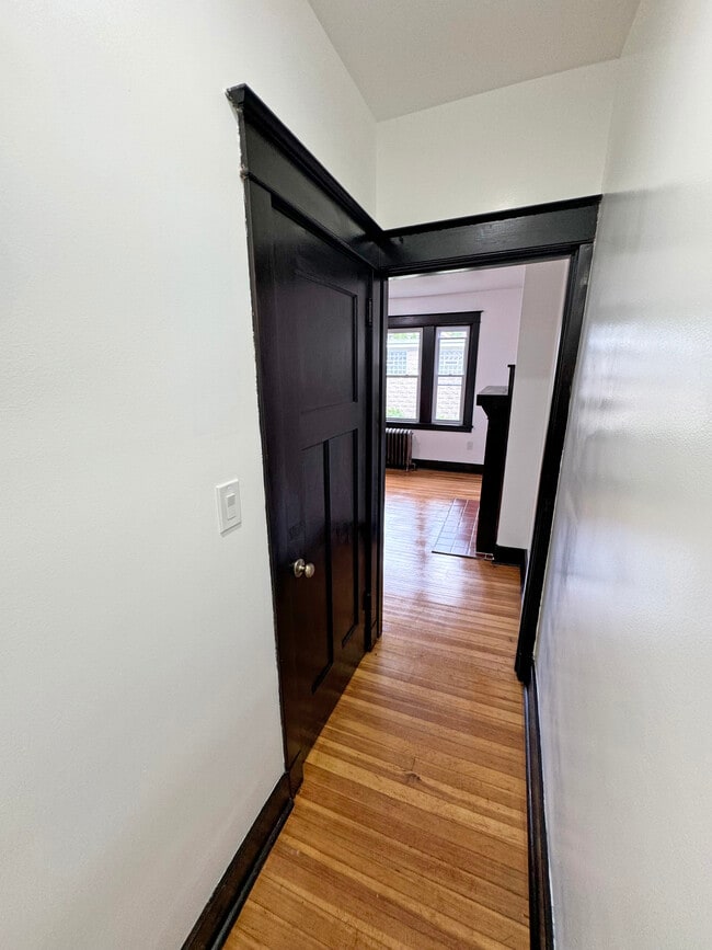 Building Photo - 261 Gross St