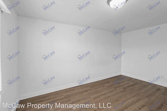 Building Photo - 2 br, 1 bath House - 10 Frank Cir.