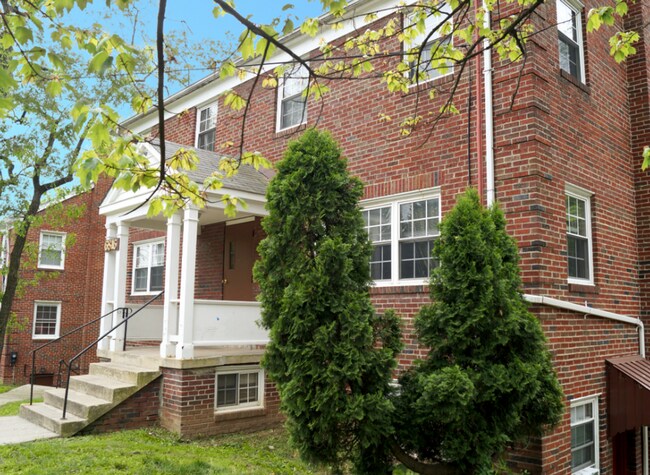 Interior Photo - 6808 Red Top Rd