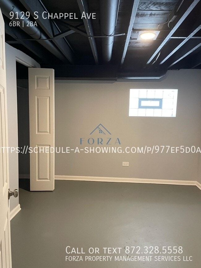 Building Photo - 9129 S Chappel Ave