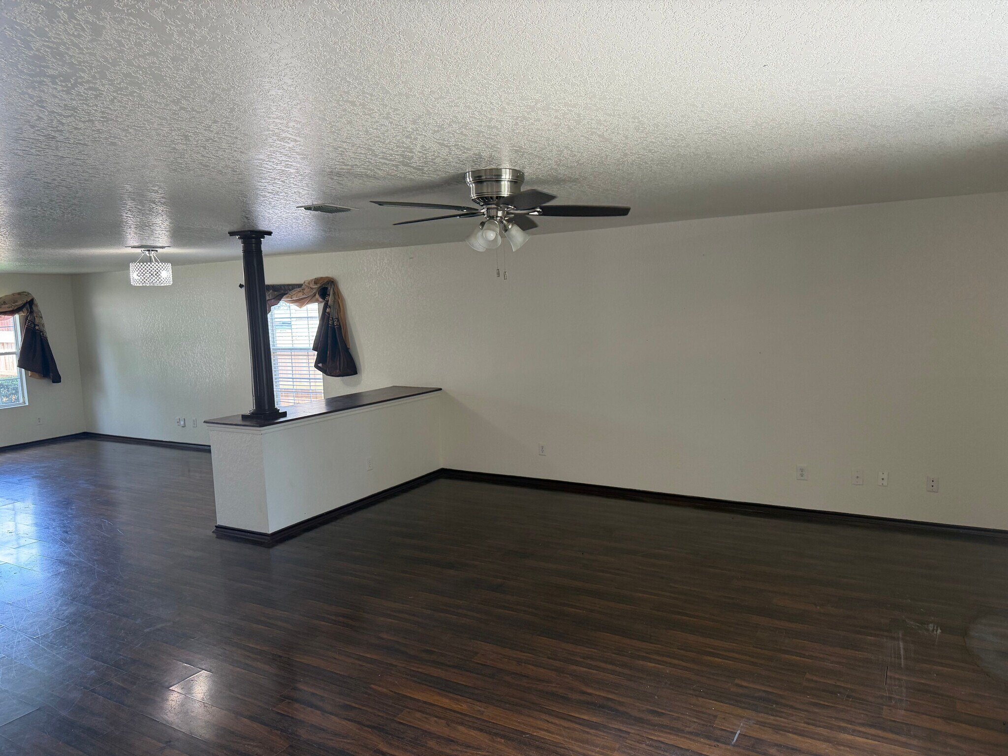 Building Photo - Room in House on Magnolia Grove