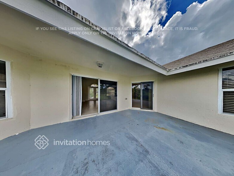 Building Photo - 8279 Coconut Blvd