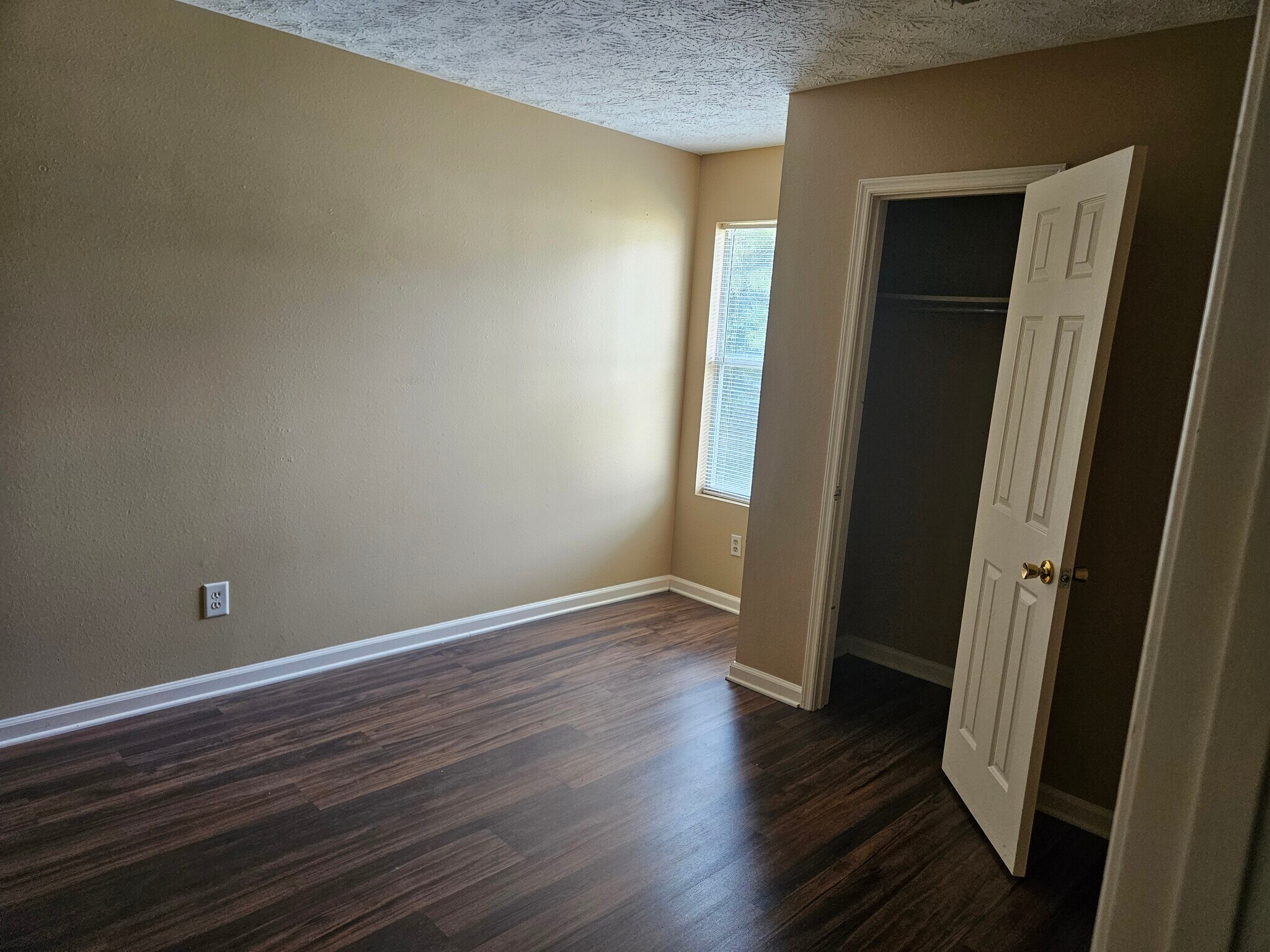 Building Photo - 3835 Conley Downs Dr