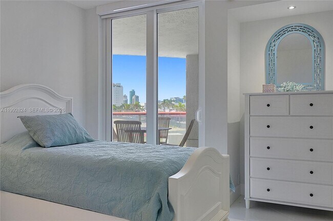 Building Photo - 6767 Collins Ave