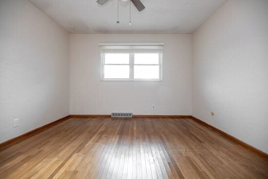 Building Photo - House on quiet cul de sac