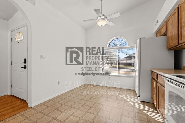 Building Photo - 842 Edna Way