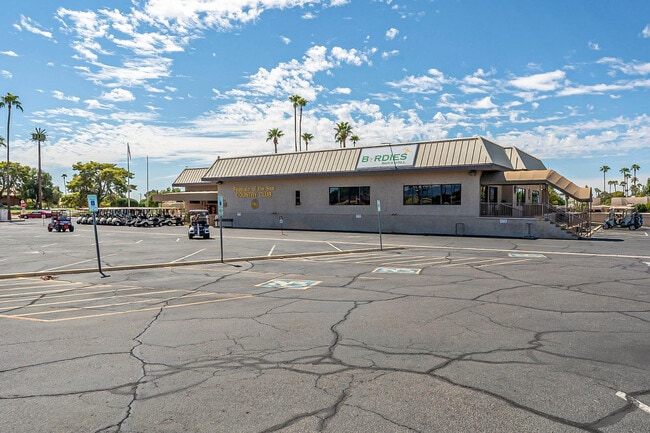 Building Photo - 650 S Arrowwood Way