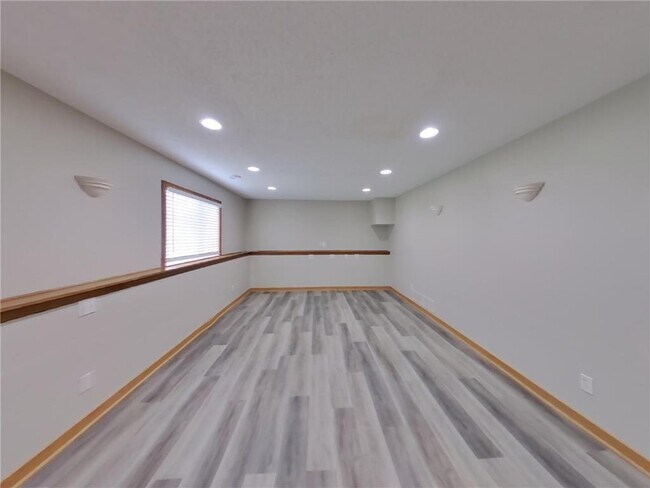 Building Photo - 6393 Wildwood Way