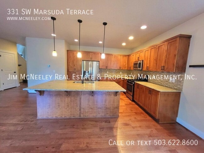 Building Photo - 331 SW Marsuda Terrace