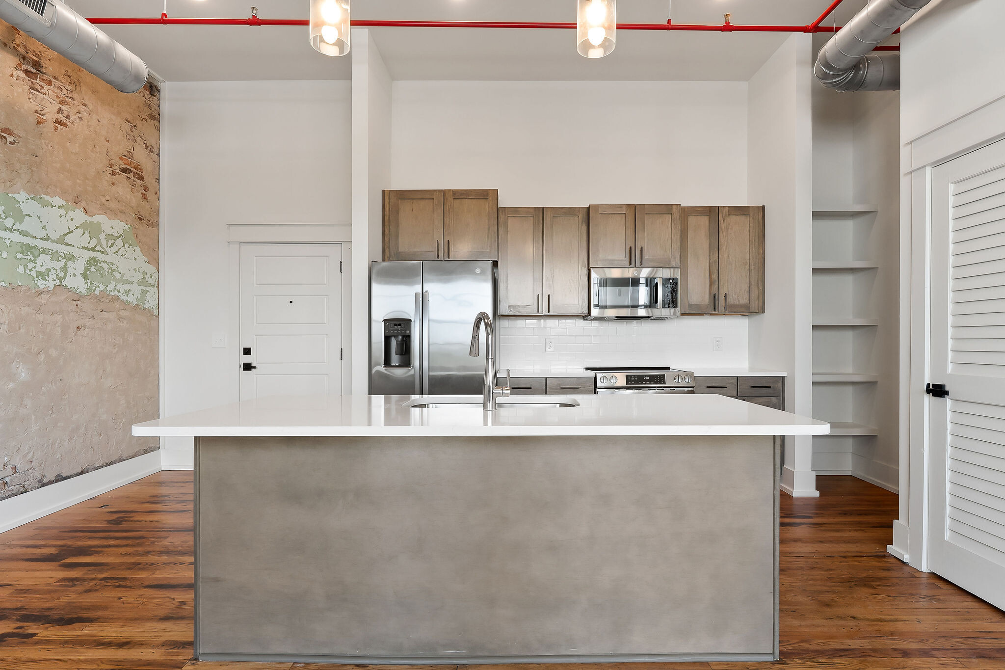 Building Photo - 211 W Colville St