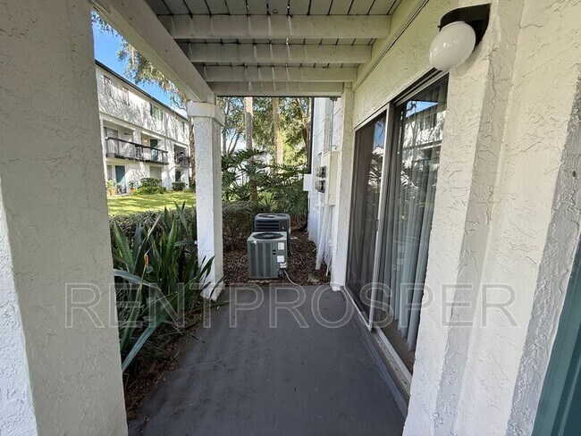 Building Photo - 4267 S Semoran Blvd