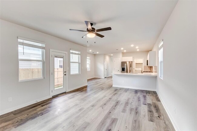 Building Photo - 2066 Alice Jay Wy