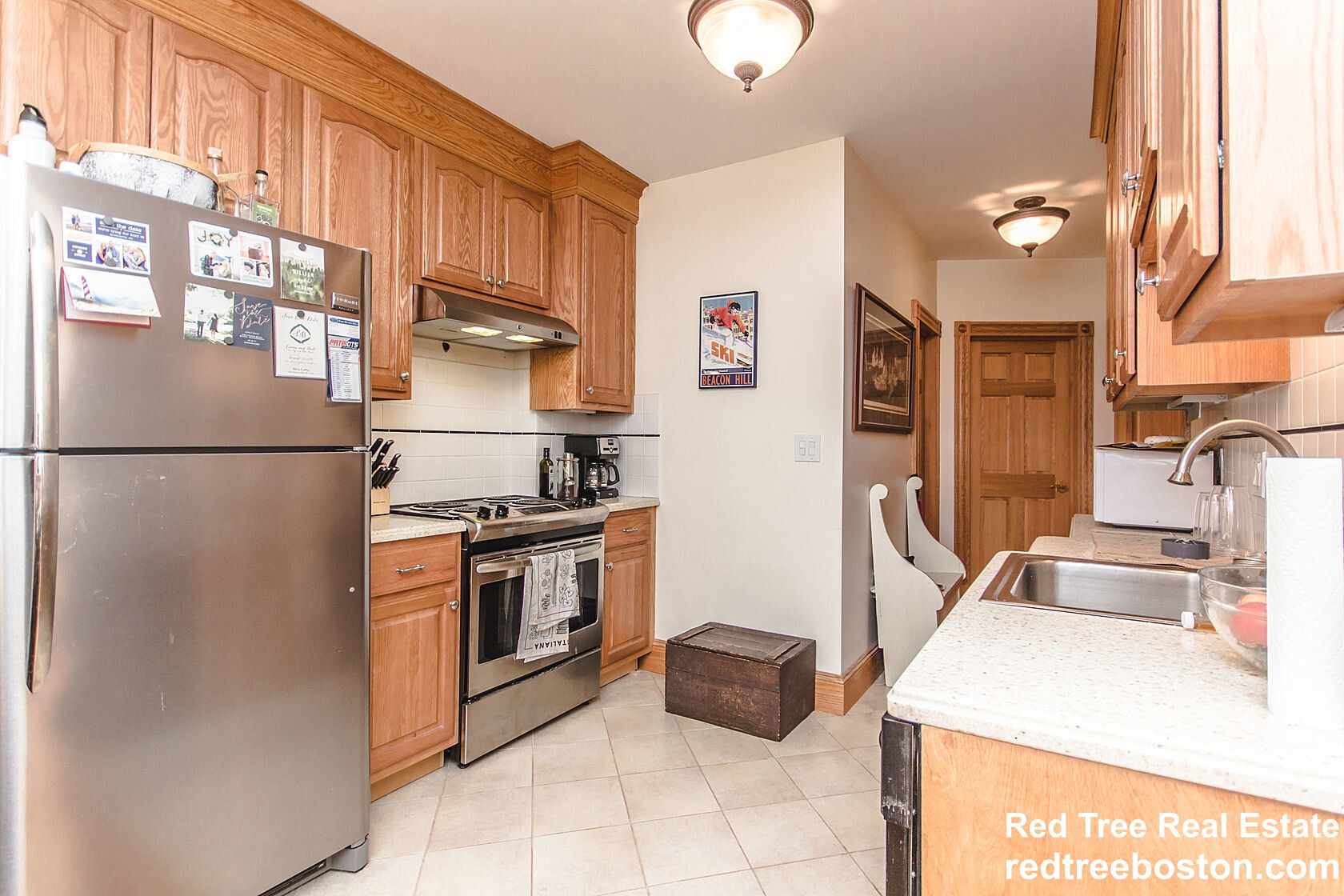 Building Photo - 37 Charles St