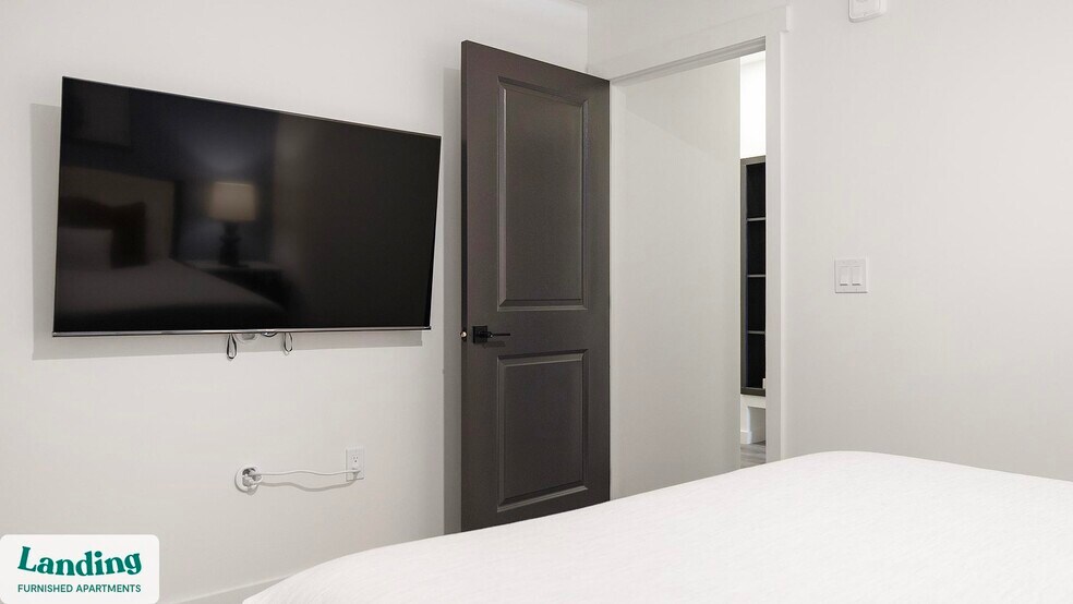 Building Photo - 221 Main St N