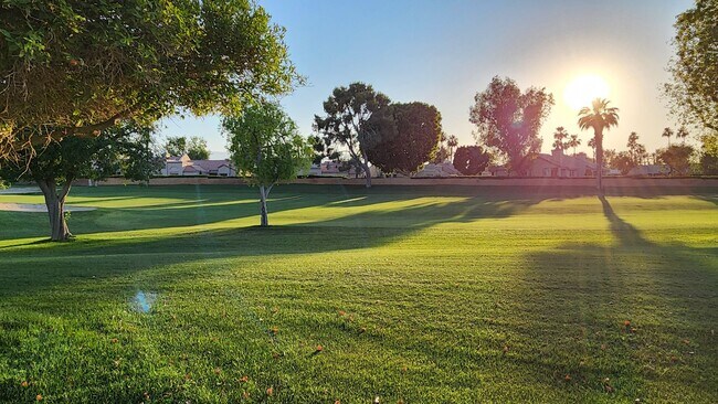 Building Photo - Two bedroom, two bath on the 15th fairway