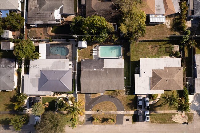 Building Photo - 772 Pennsylvania Ave