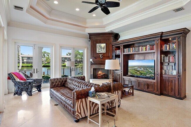 Building Photo - 18669 SE Palm Island Ln