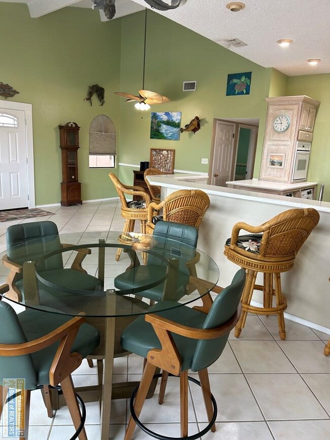 Building Photo - 1342 Harbor Island Dr