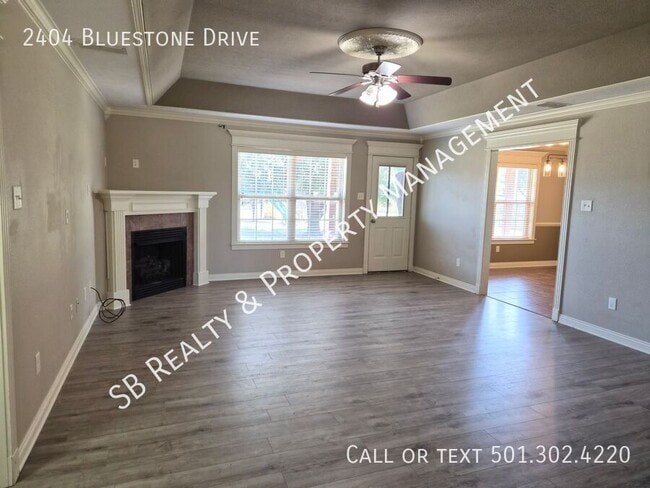 Building Photo - 2404 Bluestone Dr