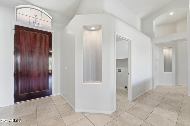 Building Photo - 7180 W Trails Dr