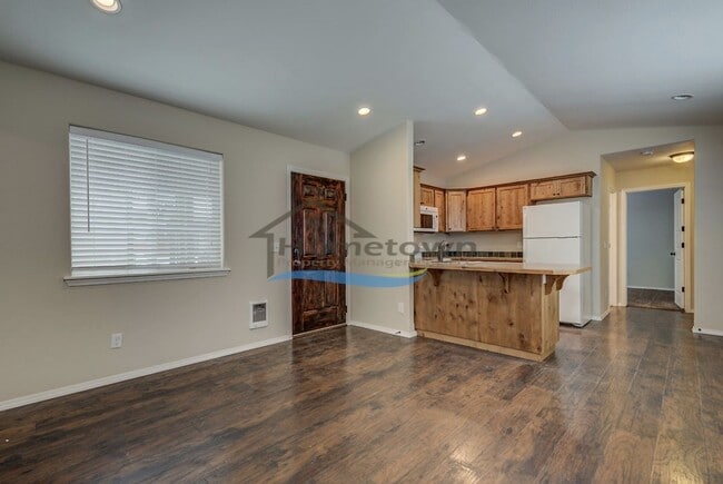 Building Photo - 2852 N Julie Ann Ct