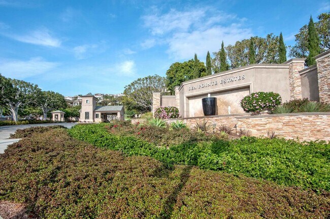 Building Photo - Luxury Ocean View Home in Sea Pointe Estates San Clemente