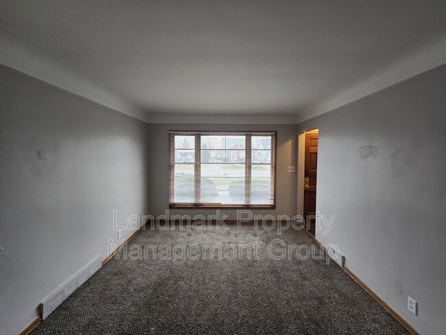 Building Photo - 18947 Runyon St