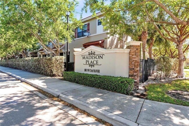 Building Photo - 1071 NW 33rd Manor