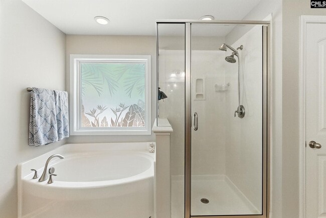 Building Photo - 405 Eagle Claw Ct